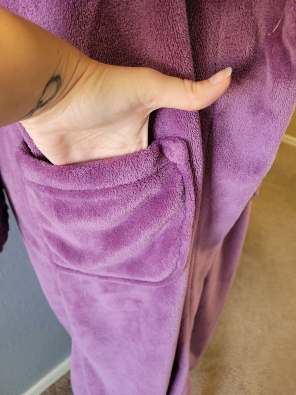 Carole Hochman Women's Shawl Collar Plush Robe Size M Cozy Comfy Loungewear - Picture 4 of 12